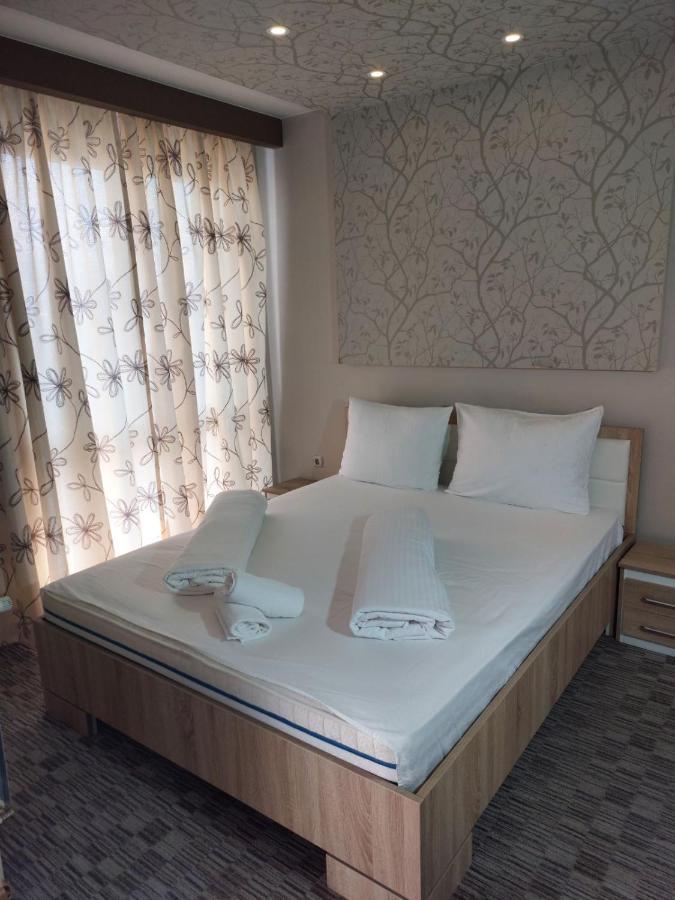 טראווניק Motel Bajra מראה חיצוני תמונה